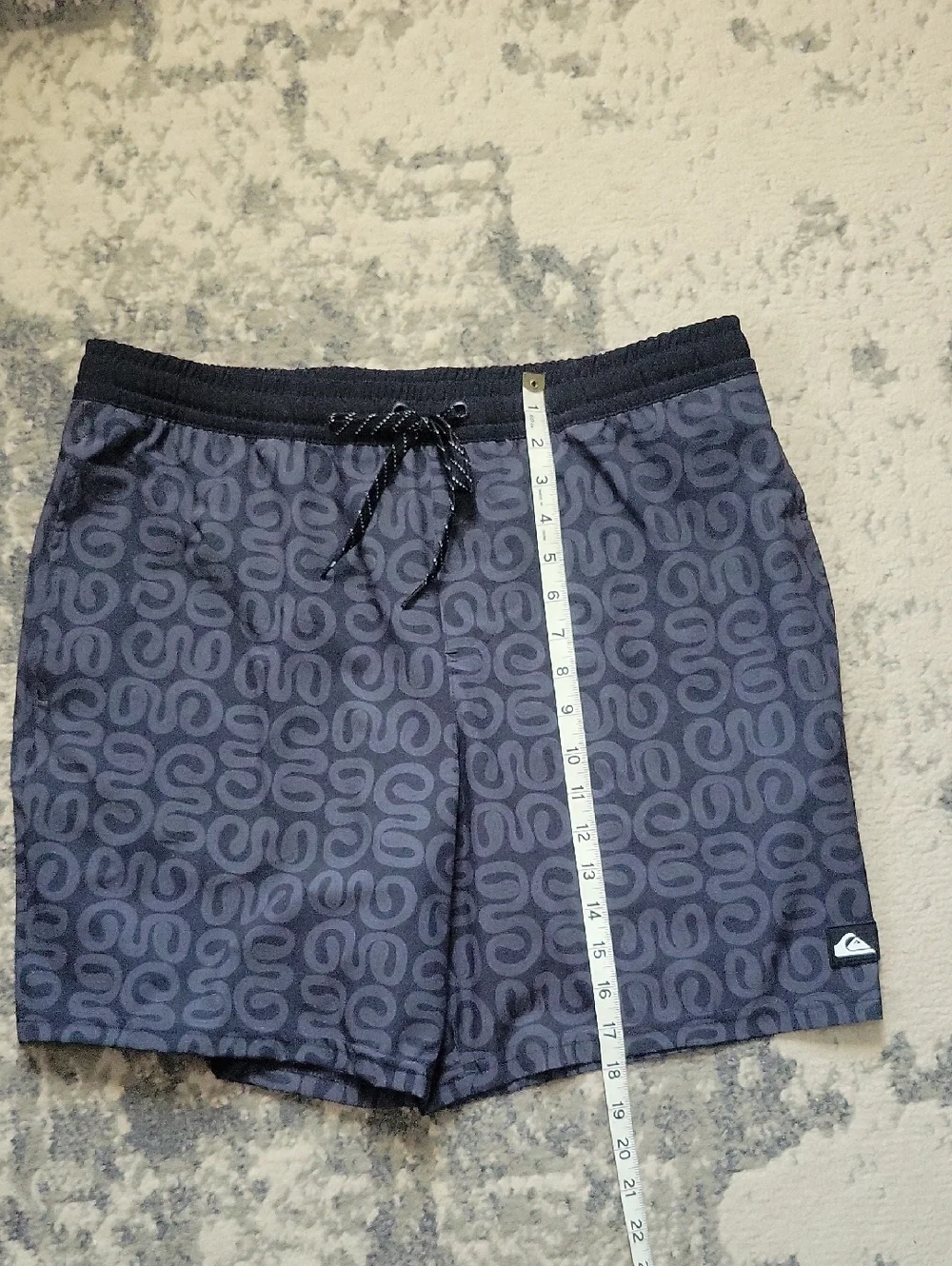Quiksilver Men's Black and Charcoal Geometric Swim Trunks
